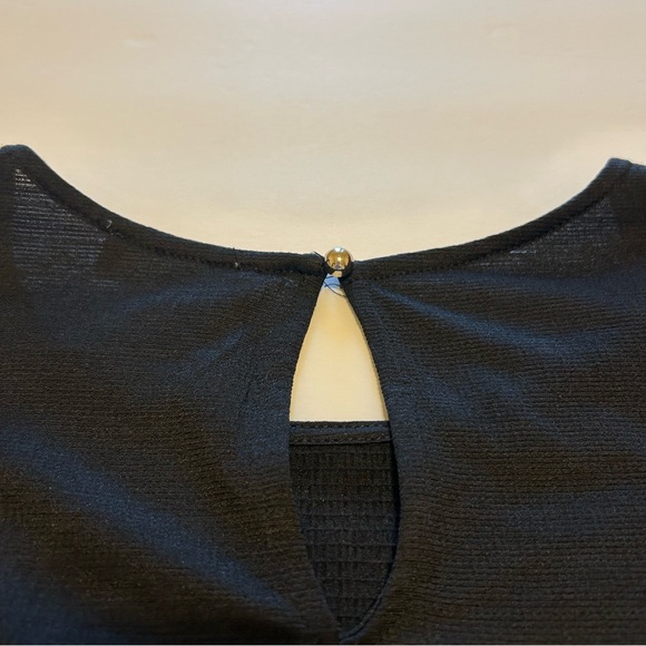 Black blouse with elastic waist - Picture 4 of 5